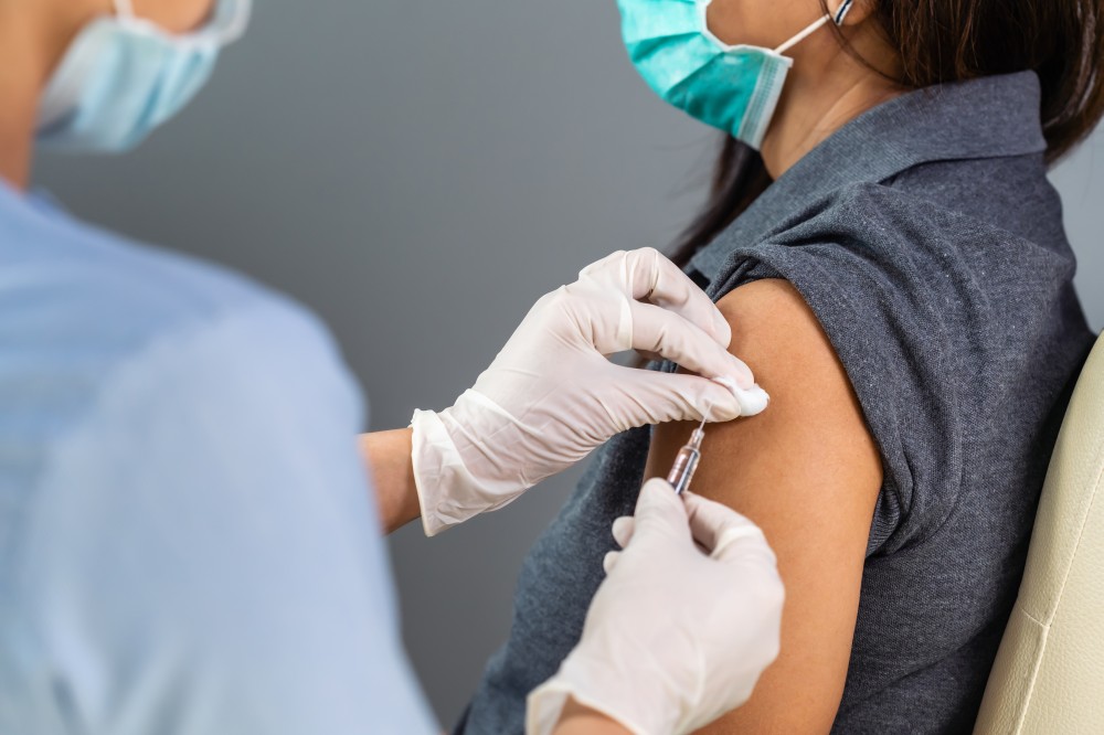 Všetko, čo potrebujete vedieť o očkovaní proti COVID-19